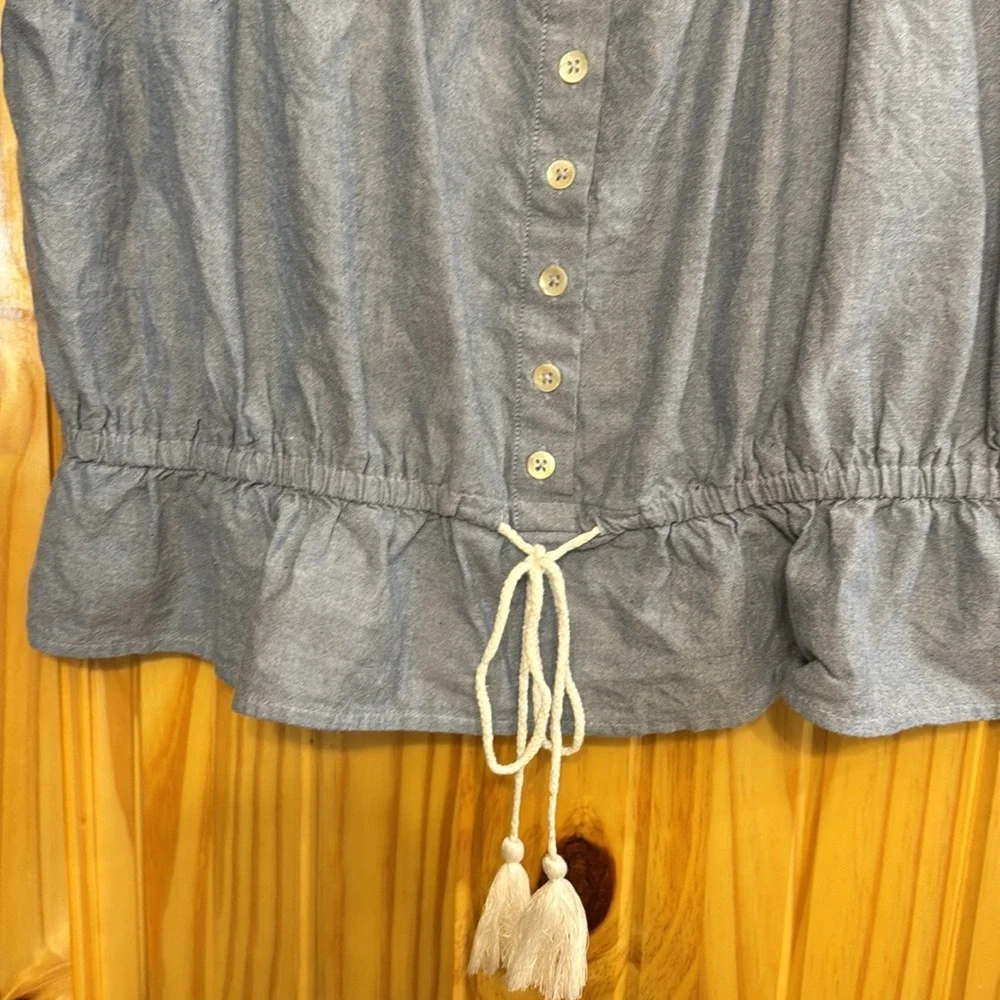 Simply Southern Ruffled Button top large - Picture 4 of 5